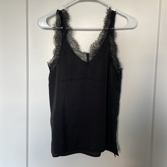 Lace trim tank - Picture 3 of 3